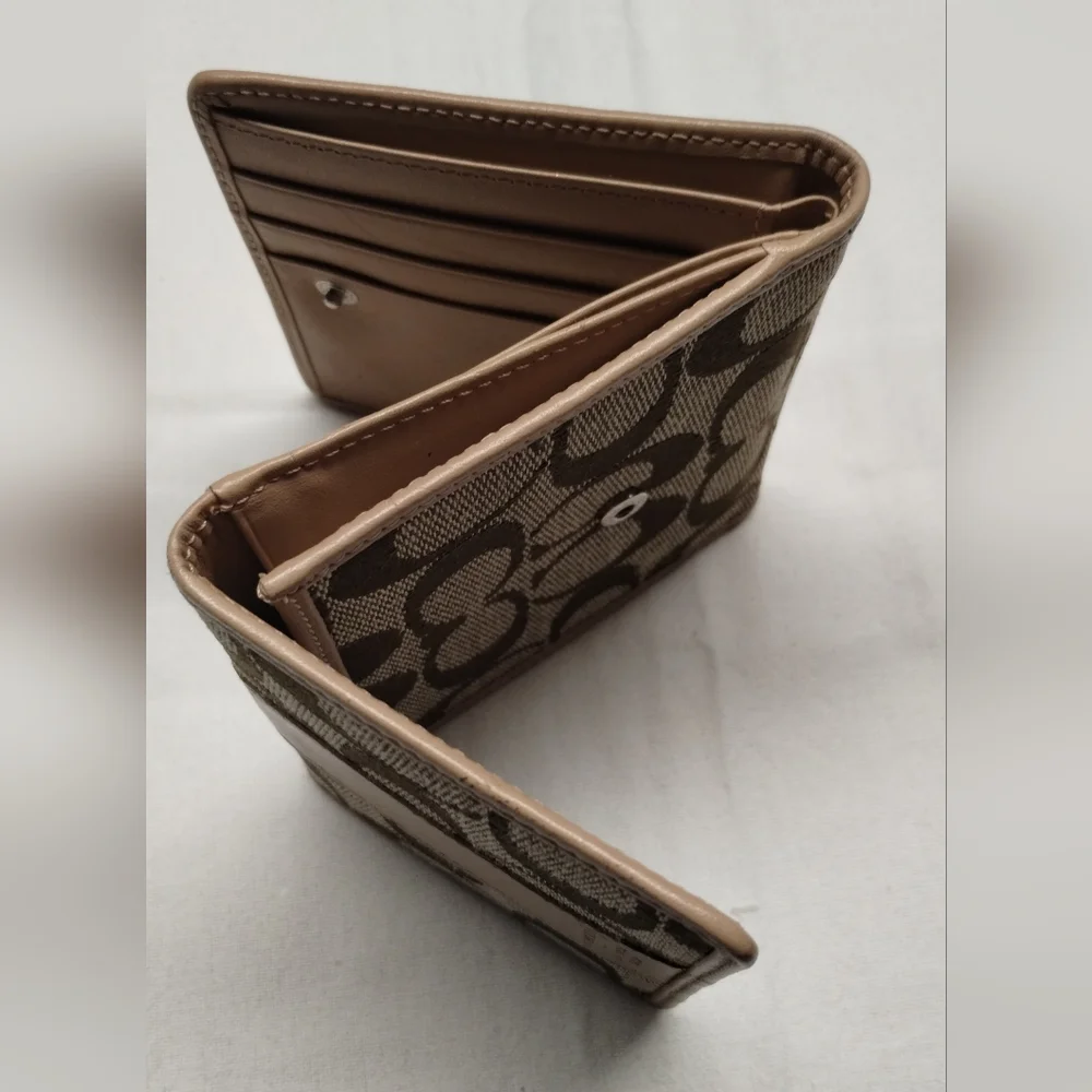 Coach Signature Brown Wallet - Picture 11 of 13
